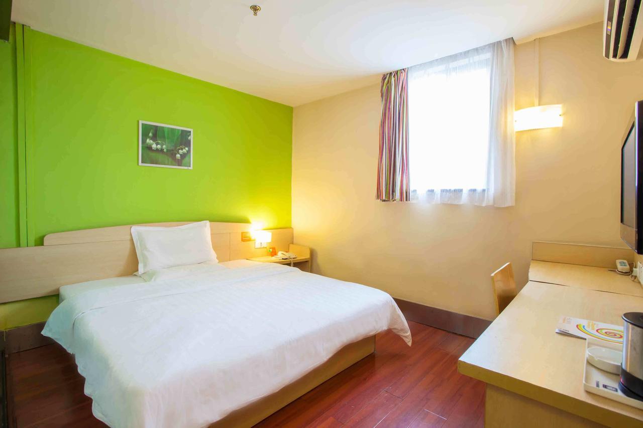 7Days Inn Foshan Shunde Ronggui Xiao Huangpu Номер фото